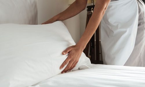 unicleaning_pulizie_civili_camere_albergo_letto_rifatto